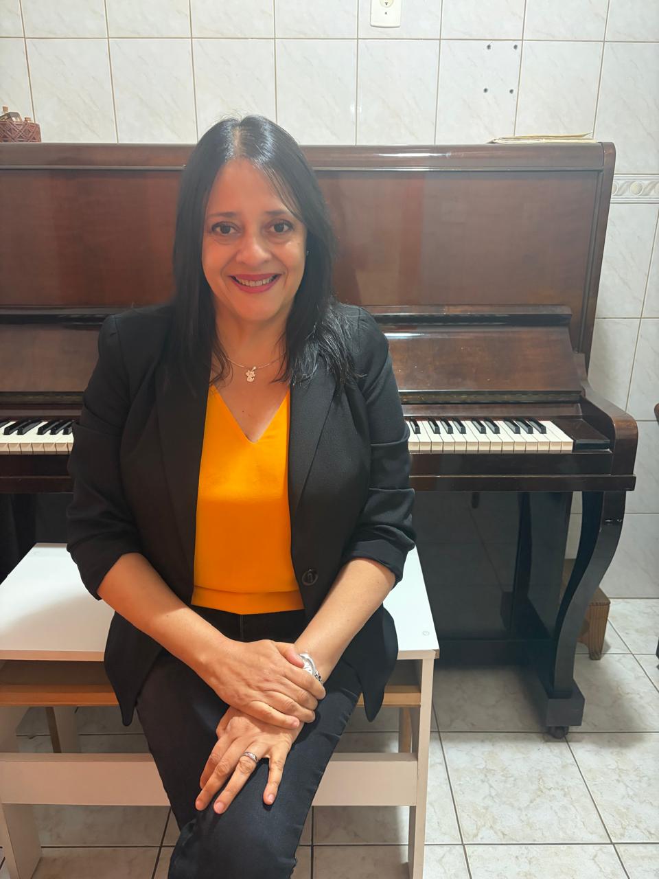 Mara Alexandre Ferreira Lugli